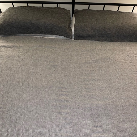 Crate & Barrel King Bedding NWOT - Picture 13 of 15